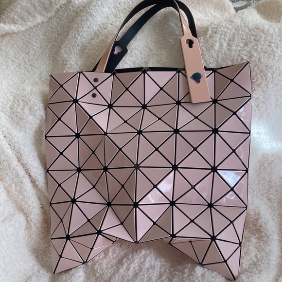 BAOBAO ISSY MIYAKE BAG💕 - Picture 2 of 14